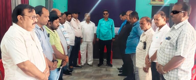 पत्रकार को पितृ शोकः प्रेस क्लब ने दिया श्रद्धांजलि