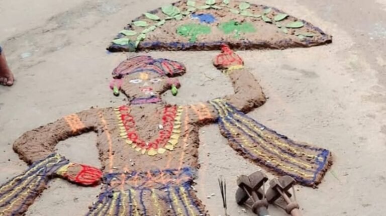 फतेहपुर सीकरी में पारंपरिक हर्षोल्लास के साथ मनाई गई गोवर्धन पूजा