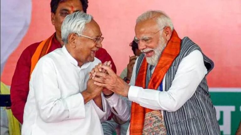 नीतीश पर संशय पैदा कर एनडीए को नुकसान पहुंचा सकता है महागठबंधन