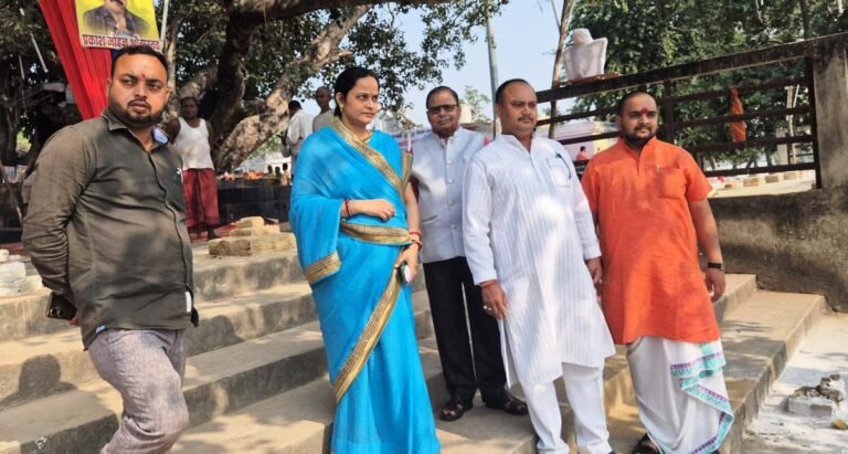 नगरपालिका अध्यक्ष नेहा वर्मा ने किया छठ पर्व की तैयारियों का निरीक्षण