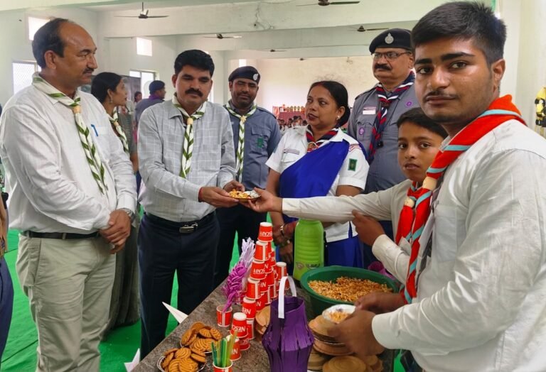 स्काउट-गाइड का तृतीय सोपान प्रशिक्षण शिविर सम्पन्न