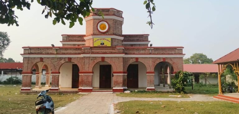 टाउन क्लब को बंचा लीजिये डीएम साहब!
