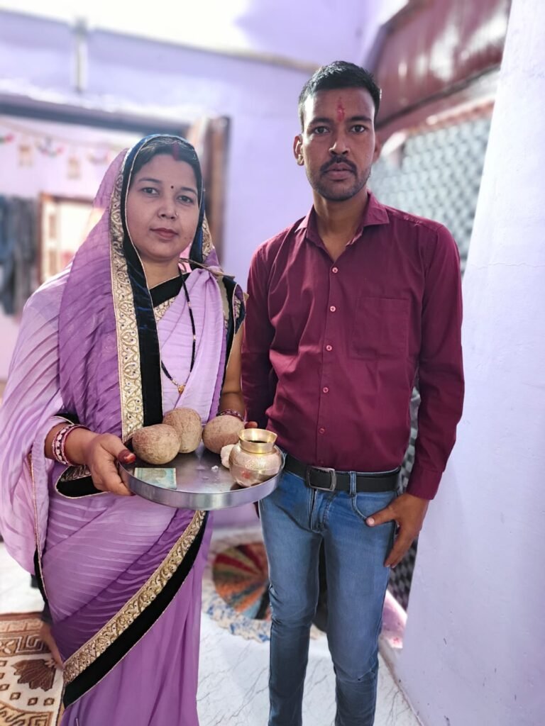 भाई के माथे तिलक, बहन के चेहरे मुस्कान……… भाईदूज पर उमड़ा प्यार, श्रद्धा और मिठास का सैलाब