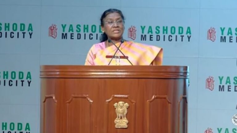 गाजियाबाद में अत्याधुनिक चिकित्सा सुविधाओं से लैस 1200 बेड वाले यशोदा मेडिसिटी का राष्ट्रपति ने किया उद्घाटन, रक्षामंत्री राजनाथ सिंह और CM योगी रहे उपस्थित