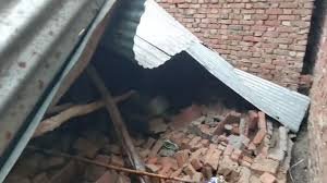 आगरा: खेरागढ़ के कुसियापुर गांव में दर्दनाक हादसा, छत गिरने से व्यक्ति की मौत
