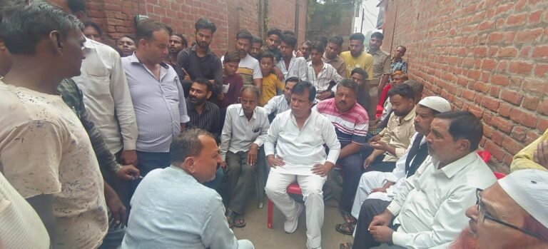 पुलिस पर बर्बरता का आरोप: एसएचओ और 15 पुलिसकर्मियों पर घर में घुसकर मारपीट, तोड़फोड़ और एनकाउंटर की धमकी का गंभीर इल्जाम