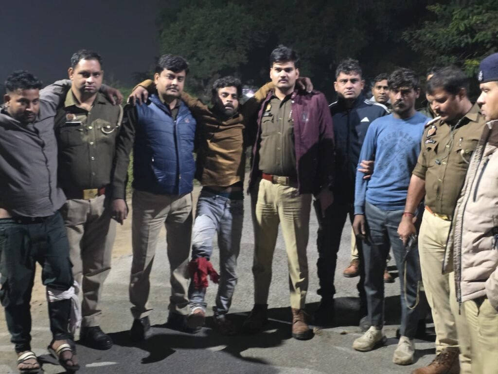 ऑटो चोरी करने वाले बड़े गैंग से एत्माउद्दौला पुलिस की मुठभेड़, दो के पैर में लगी गोली