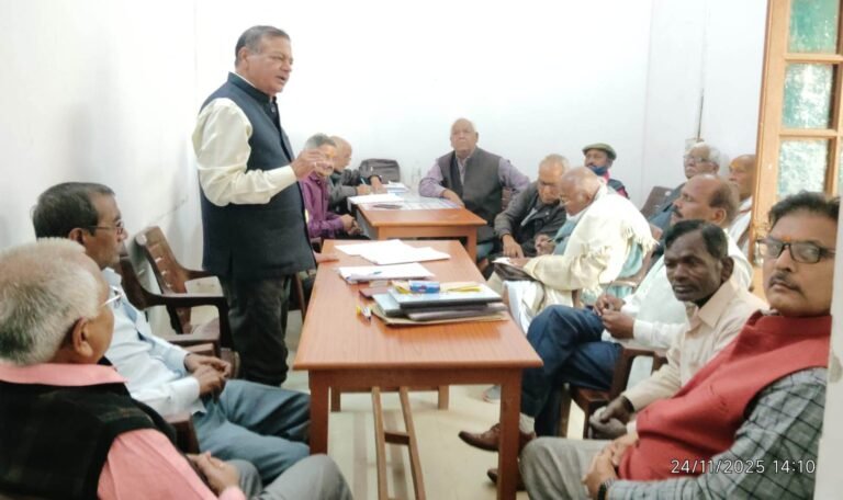 सेवानिवृत्त कर्मचारी एवं पेंशनर्स एसोसियेशन 29 मार्च को निकालेगा कैंडल मार्च