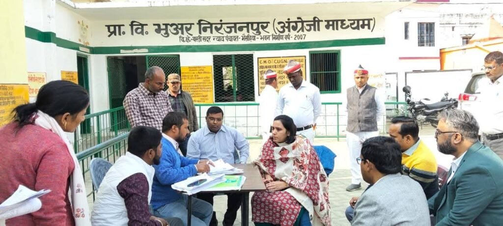 एसआईआर के फार्मो को भरने की प्रगति में लायें तेजी- जिलाधिकारी