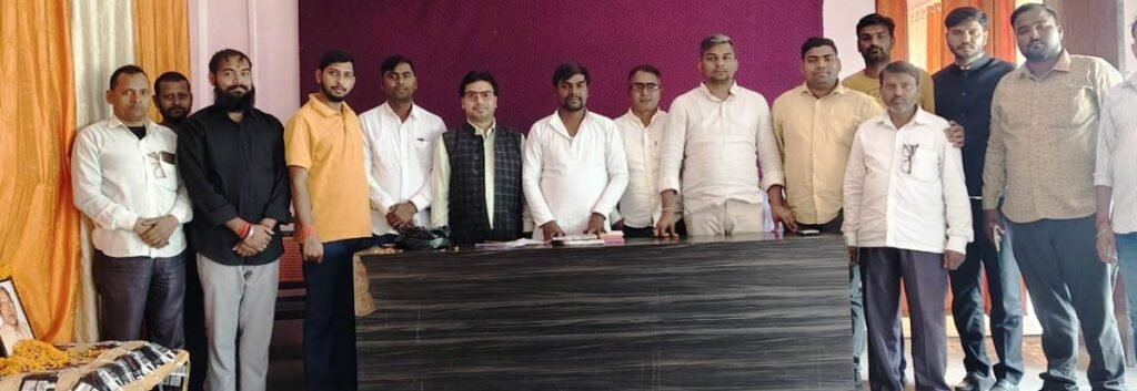 सृजनात्मक संघर्ष से हासिल होंगे लक्ष्य-ठाकुर प्रेमनन्दवंशी