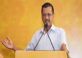 केजरीवाल का केंद्र पर तीखा प्रहार: दिल्ली-एनसीआर की जहरीली हवा ने तोड़ा सांस लेने का हौसला, AQI 384 पर ‘बहुत खराब’