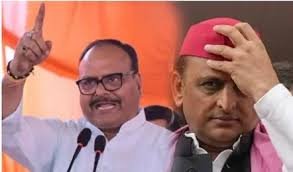 लखनऊ: डिप्टी CM ब्रजेश पाठक का अखिलेश पर तीखा प्रहार – “सपा गुमराह, विकसित भारत का संकल्प पूरा होगा, जनता चुनाव में दे देगी जवाब