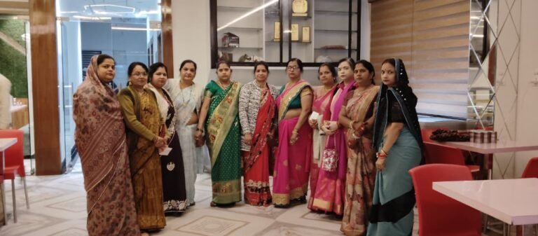 महिला मंडल की बैठक में कई मनोरंजन गेम का किया गया आयोजन