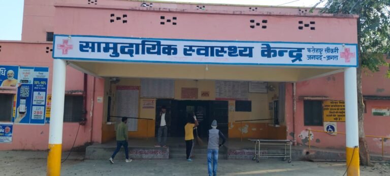 सगे भाइयों के बीच जमीन विवाद को लेकर खूनी मारपीट, घटना का लाइव वीडियो सोशल मीडिया पर वायरल, पीड़ित पक्ष का पुलिस ने कराया मेडिकल