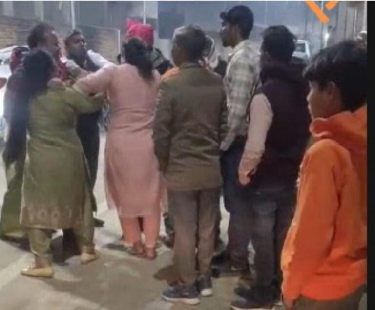 सिकंदरा में शादी बनी रणक्षेत्र: मामूली टक्कर पर दो पक्षों में जमकर मारपीट, निकली रिवॉल्वर, वीडियो वायरल