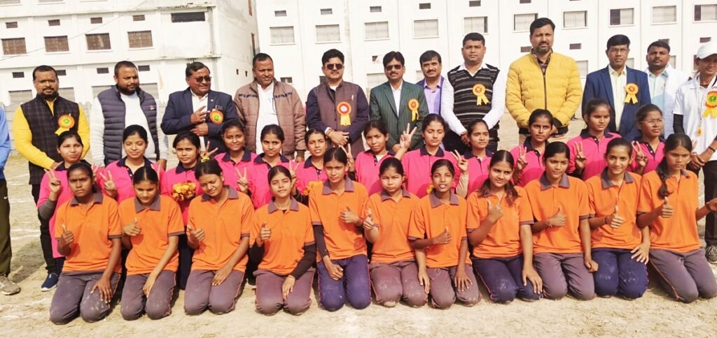 बच्चों में खेल प्रतिभाओं की कमी नही – महेश शुक्ल