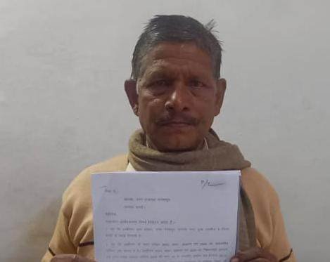 ग्राम प्रधान पर अवैध कब्जा कर निर्माण कराने का लगाया आरोप