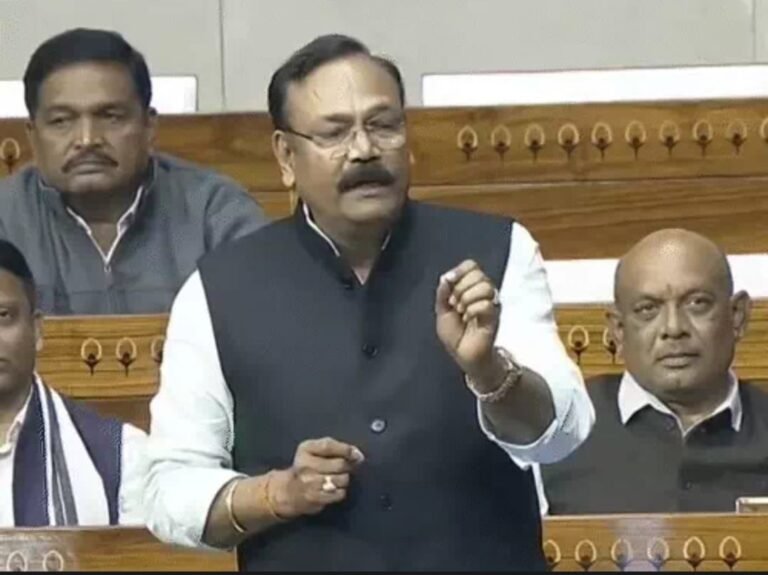 ताजमहल की चमक बनी आगरा के युवाओं का दुश्मन? सांसद राजकुमार चाहर ने संसद में उठाया बेरोजगारी का दर्द, आईटी हब बनाने की मांग