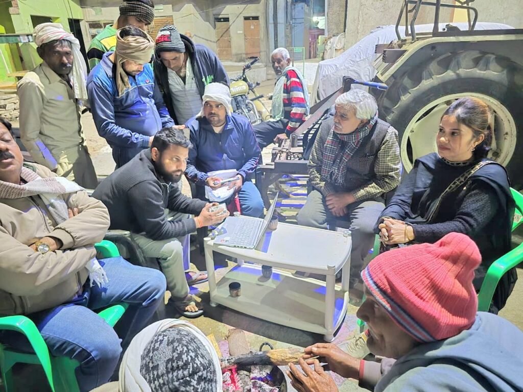 संकल्प से समाधान अभियान के अंतर्गत किसानों के लिए रात्रिकालीन राजस्व शिविरों का आयोजन