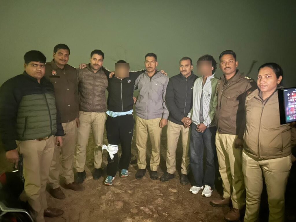 राज चौहान हत्याकांड का इनामी अभियुक्त मुठभेड़ में गिरफ्तार, पैर में लगी गोली