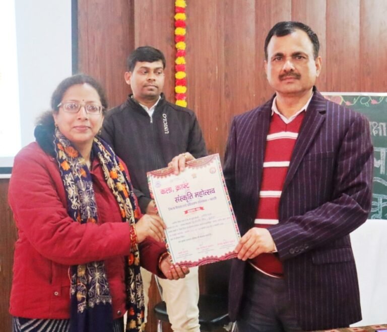 कला, क्राफ्ट, संस्कृति महोत्सव में विमर्श, क्राफ्ट स्टाल रहे आकर्षण का केंद्र