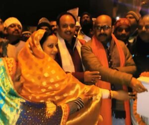 नव वर्ष की पूर्व संध्या पर नगर पालिका ने दिया शहर को झूमर लाइटों के रोशनी की सौगात