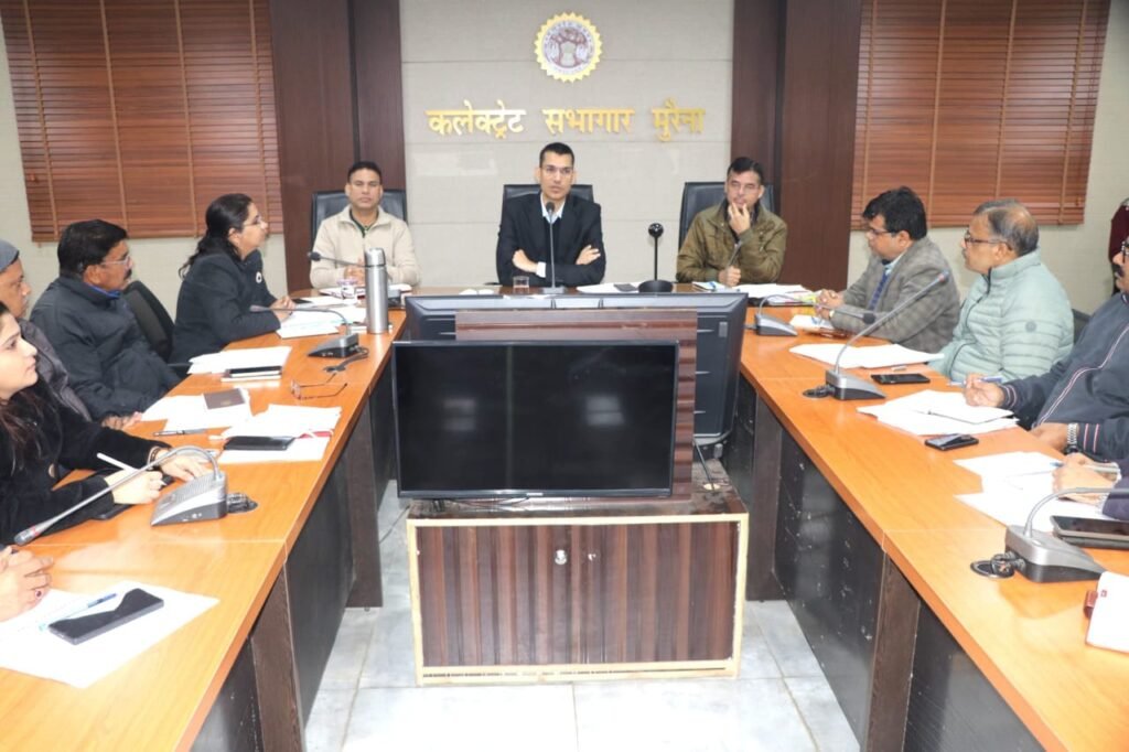 राजस्व कार्यों में लापरवाही पर सख्त कार्रवाई: हल्कावार प्रगति असंतोषजनक पाए जाने पर सबलगढ़ अनुभाग के दो पटवारी निलंबित