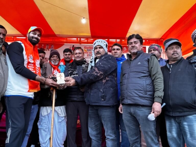 खेरागढ़ विधानसभा क्रिकेट महासंग्राम: छठवें दिन हनुमान चालीसा पाठ से हुई शुरुआत