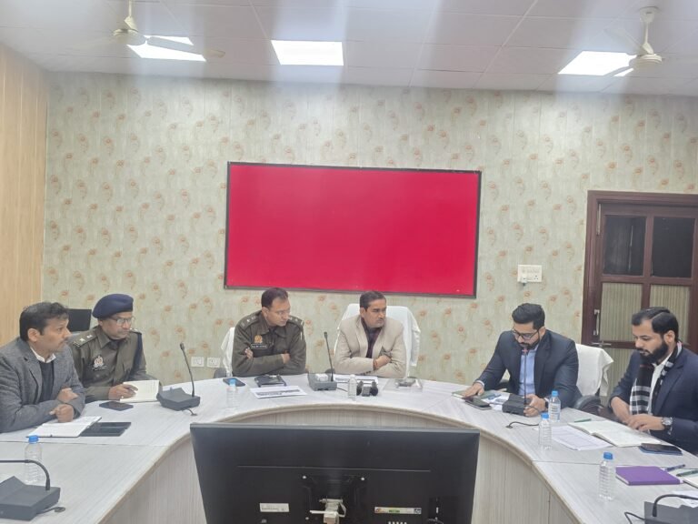 11 जनवरी को मथुरा में सभी बूथों पर मेगा कैंप, मतदाता सूची पढ़कर सुनाएंगे बीएलओ