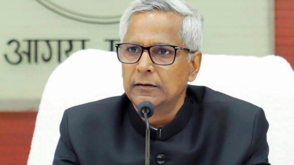 जनप्रिय प्रशासनिक अधिकारी(मंडलायुक्त) शैलेंद्र कुमार सिंह 31 जनवरी को होंगे सेवानिवृत्त, ब्रजवासियों ने दी शुभकामनाएं