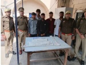 आगरा में फ्लिपकार्ट डिलीवरी हब में हुई 3.50 लाख की चोरी का खुलासा! अंतर्राज्यीय गिरोह के 5 सदस्य गिरफ्तार, 2.90 लाख नकद और किराए की स्कॉर्पियो बरामद – एटा, बदायूं, हरिद्वार, जयपुर तक फैला नेटवर्क