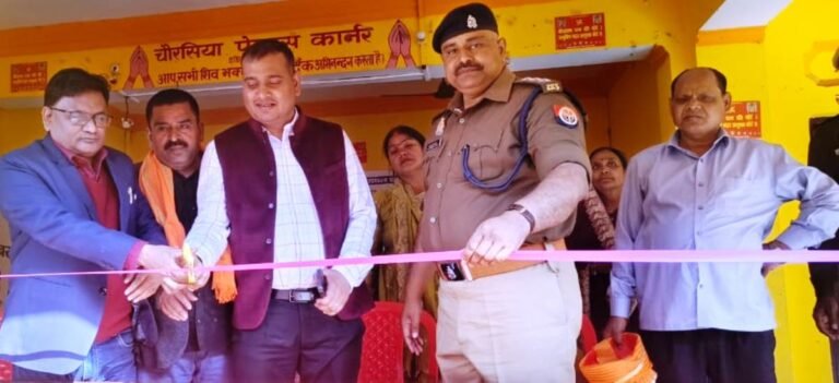 भद्रेश्वरनाथ मंदिर परिसर में लगा खोया पाया शिविर, एसडीएम ने किया उद्घाटन