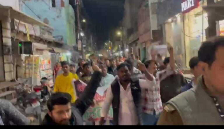 हाथरस: पंकज धवरैया के समर्थन में उमड़ा जनसैलाब – सनातन सत्याग्रह के 9वें दिन शांति मार्च, UGC नियमावली और SC/ST एक्ट विरोध में युवा सड़कों पर