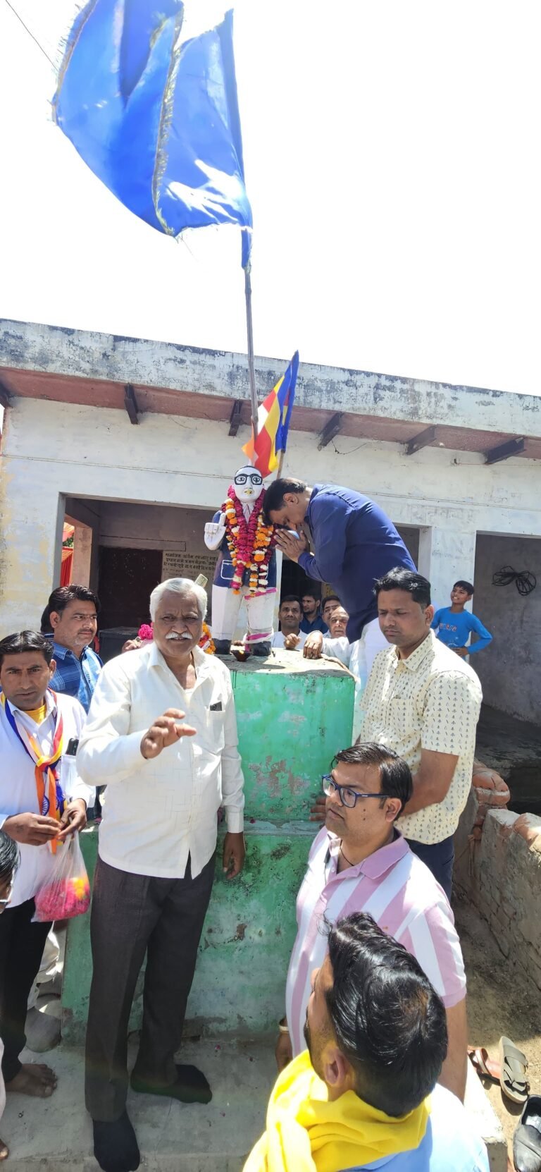 फतेहाबाद: छोटी बसई में उल्लास के साथ मनाई गई बाबा साहब की 135वीं जयंती