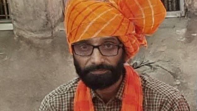 मथुरा में साइबर ठगी का मामला,शिक्षक रावेंद्रपाल सिंह का व्हाट्सएप हैक कर लोगों से मांगे जा रहे पैसे