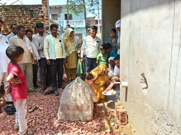 फतेहाबाद: वार्ड नंबर 4 में दो खरंजा निर्माण का कार्य प्रारंभ