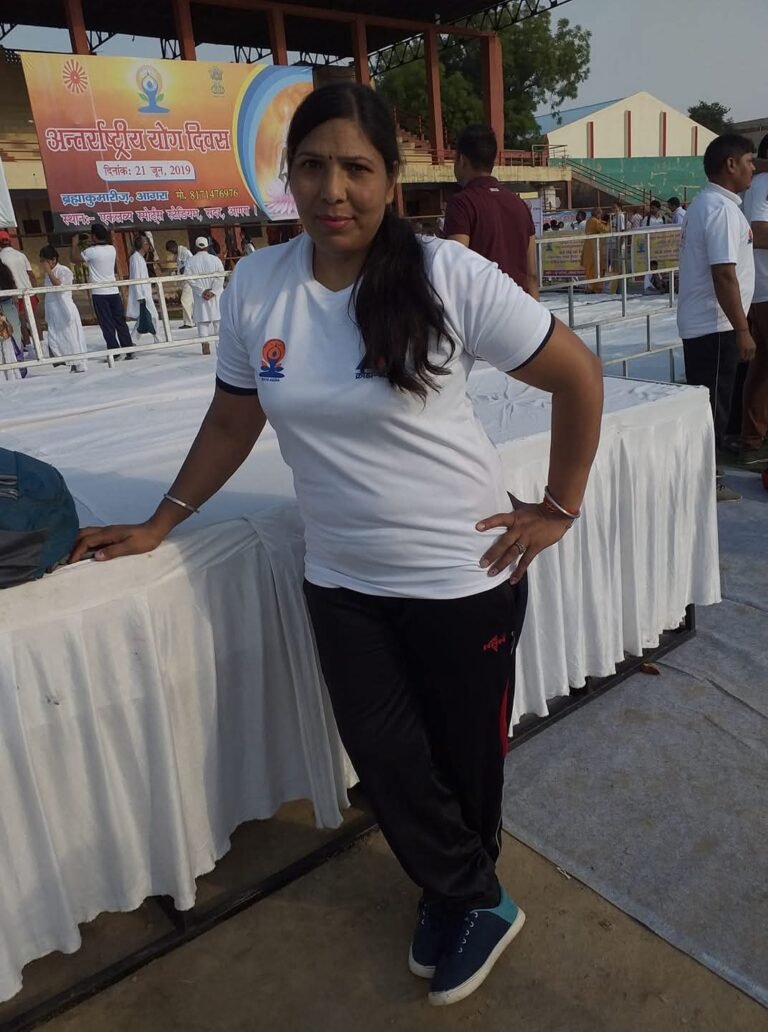 विश्व अंतर्राष्ट्रीय योग दिवस: योग ही जीवन का आधार_ अनीता गौतम बोलीं – योग से जुड़ें, बीमारियों से नाता तोड़ें