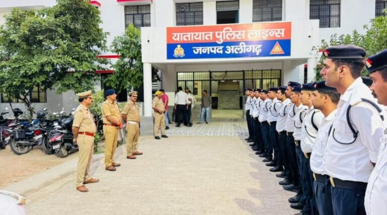 यातायात व्यवस्था को लेकर पुलिसकर्मियों को दिए आवश्यक दिशा-निर्देश