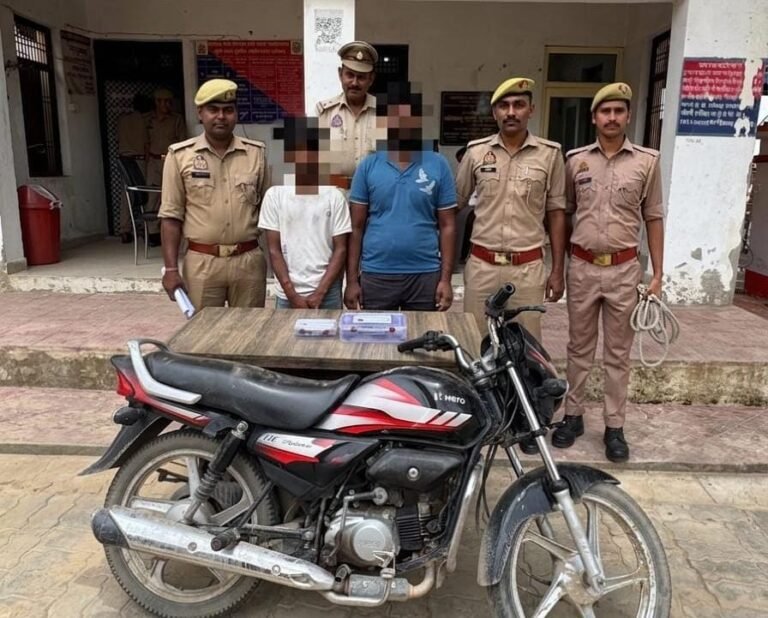 फतेहाबाद पुलिस ने लूटकांड का किया खुलासा: दो आरोपी गिरफ्तार, तमंचा कारतूस मोबाइल और लूटी हुई मोटरसाइकिल बरामद