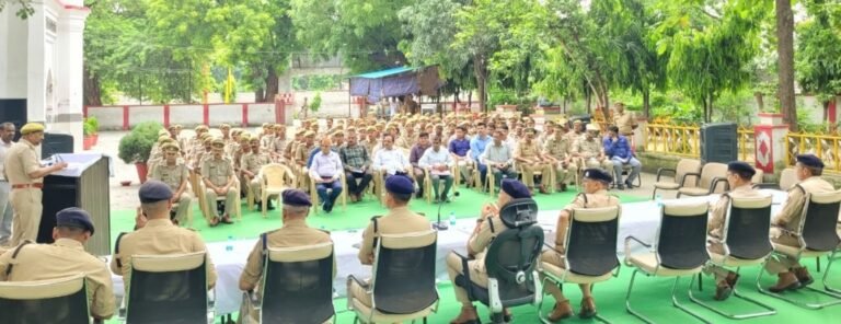 पुलिसकर्मियों का मनोबल बढ़ाने पर जोर, एसएसपी ने सैनिक सम्मेलन में सुनी समस्याएं