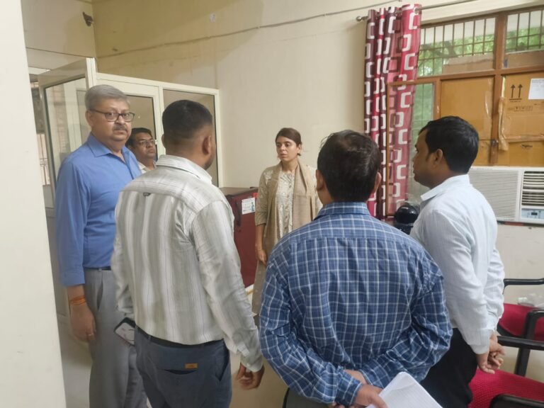 सीडीओ ने सीएचसी फतेहाबाद का किया निरीक्षण, स्वास्थ्य सुविधाओं के विस्तार की तैयारियां तेज