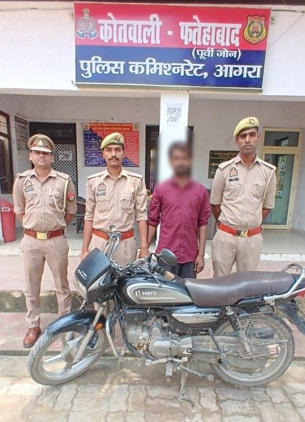मोटरसाइकिल चोरी के मामले में एक आरोपी गिरफ्तार, चोरी की स्प्लेंडर प्लस बरामद